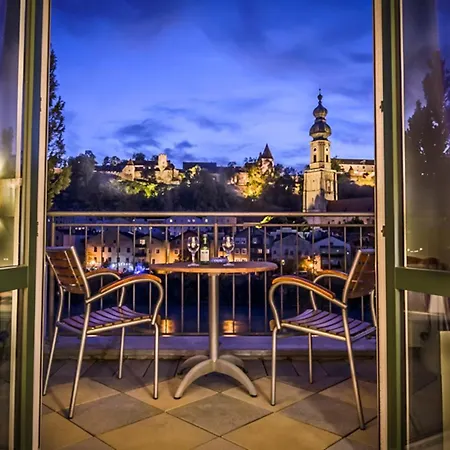 酒店 Burgblick, Bei 4*