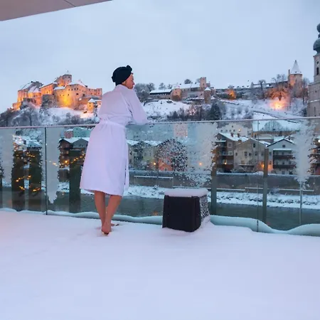 Burgblick, Bei 4* Burghausen