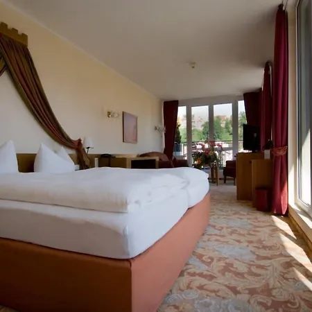 Burgblick, Bei Hotel 4*