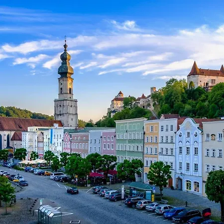 Burgblick, Bei Ξενοδοχείο Μπουργκχάουζεν