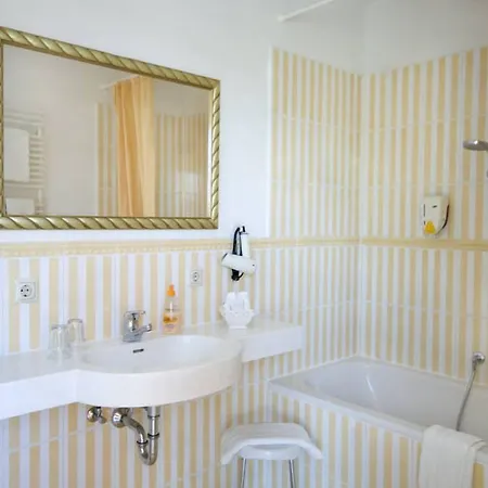 Отель Burgblick, Bei Бургхаузен