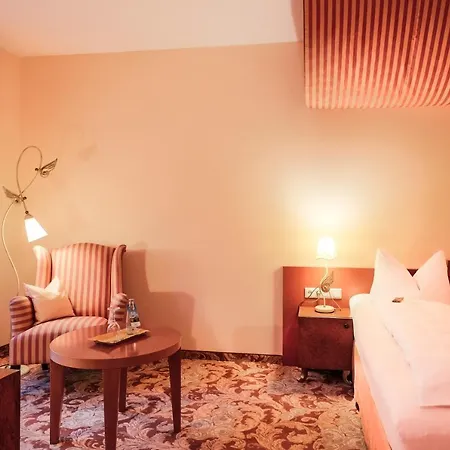 Ξενοδοχείο Burgblick, Bei